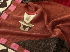 Plaid en coton biologique aube rouge 130x180cm Momento JH46 - &tradition