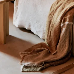 Plaid en lin bi colore kaki et moutarde 170x120cm - Ferm living