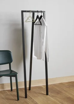 Portant à trois piliers en acier bleu 39cm Loop Stand Wardrobe - Hay