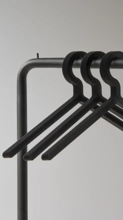 Portant à vêtements en métal noir 41x41x117cm O&O - Woud