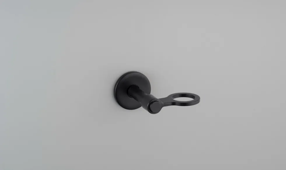 Porte bouteille de savon simple en métal massif noir 14 cm - Buster+Punch
