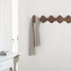 Porte-manteau mural en noyer Ona - Mobles 114