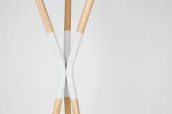 Porte-manteaux en bois de sapin détails blanc 176cm Pinnacle - Zuiver