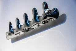 Porte-manteaux en inox poli Kamm 3 - Zieta