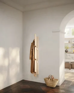 Porte-manteaux mural en pin 166cm Keeper - Karup Design