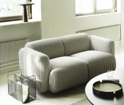Porte-revues en acier noir 40 x 23,5 x 36,5 cm Analog - Normann Copenhagen