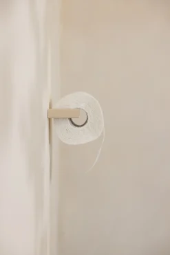 Porte-rouleau papier toilette en acier beige cashew 8x15cm Tuali - Metallbude
