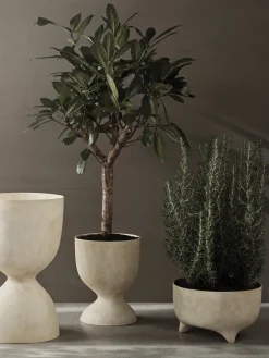 Pot en fibres de verre blanc 26cm Evoke - Ferm living
