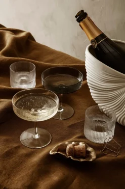 Pot en grès écru coquillage - Ferm Living