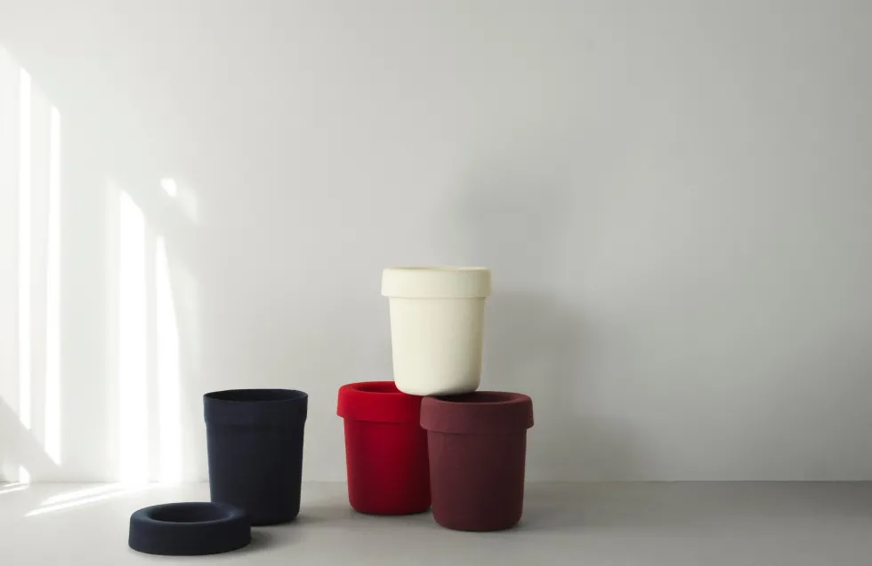 Poubelle en tissu recyclé rouge vif 31,6x36 cm Hide - Normann Copenhagen