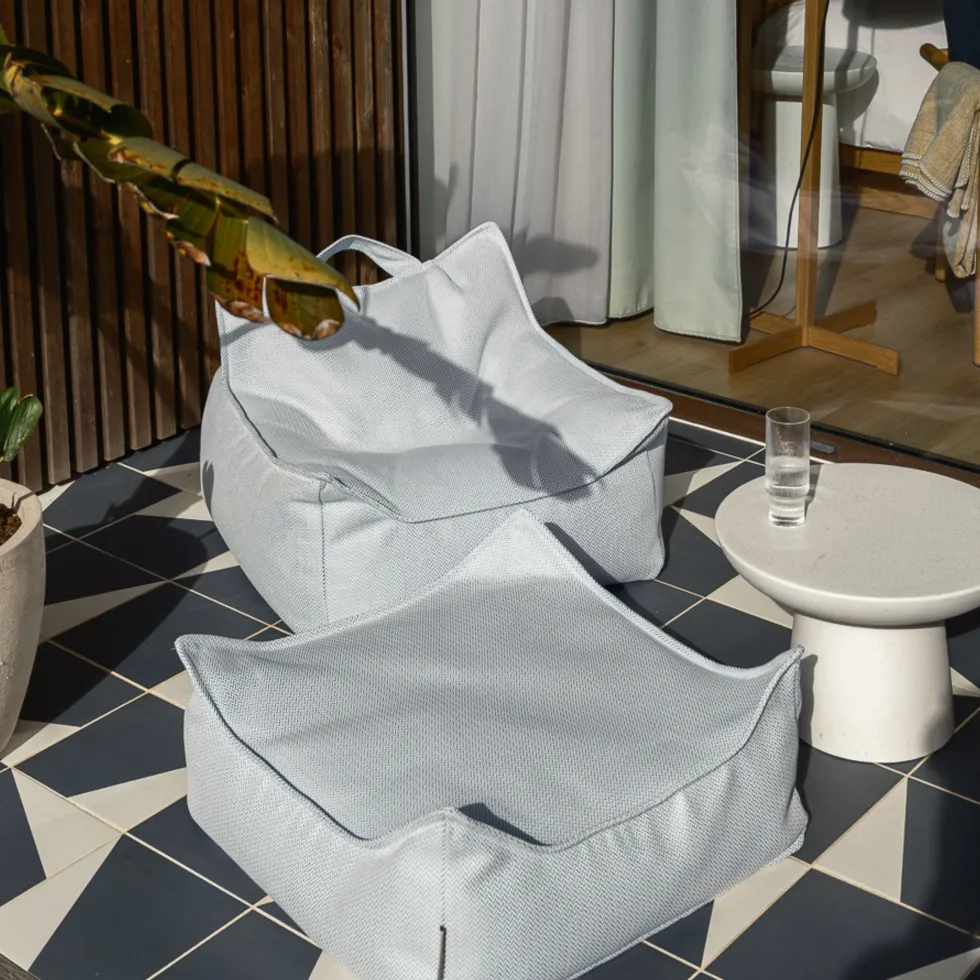 Pouf carré en oléfine azure 60 x 60 cm - Wigiwama