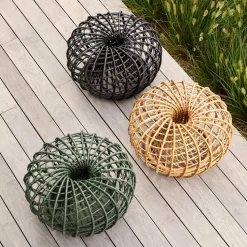 Pouf en cannage noir Nest - Cane-Line
