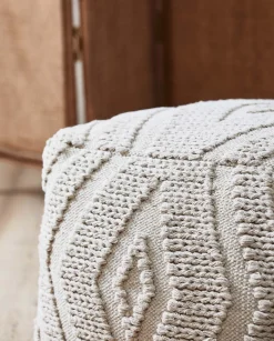 Pouf en coton à motifs blanc cassé Wular - Nordal