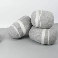 Pouf en laine gris marbré XL Carl - myfelt