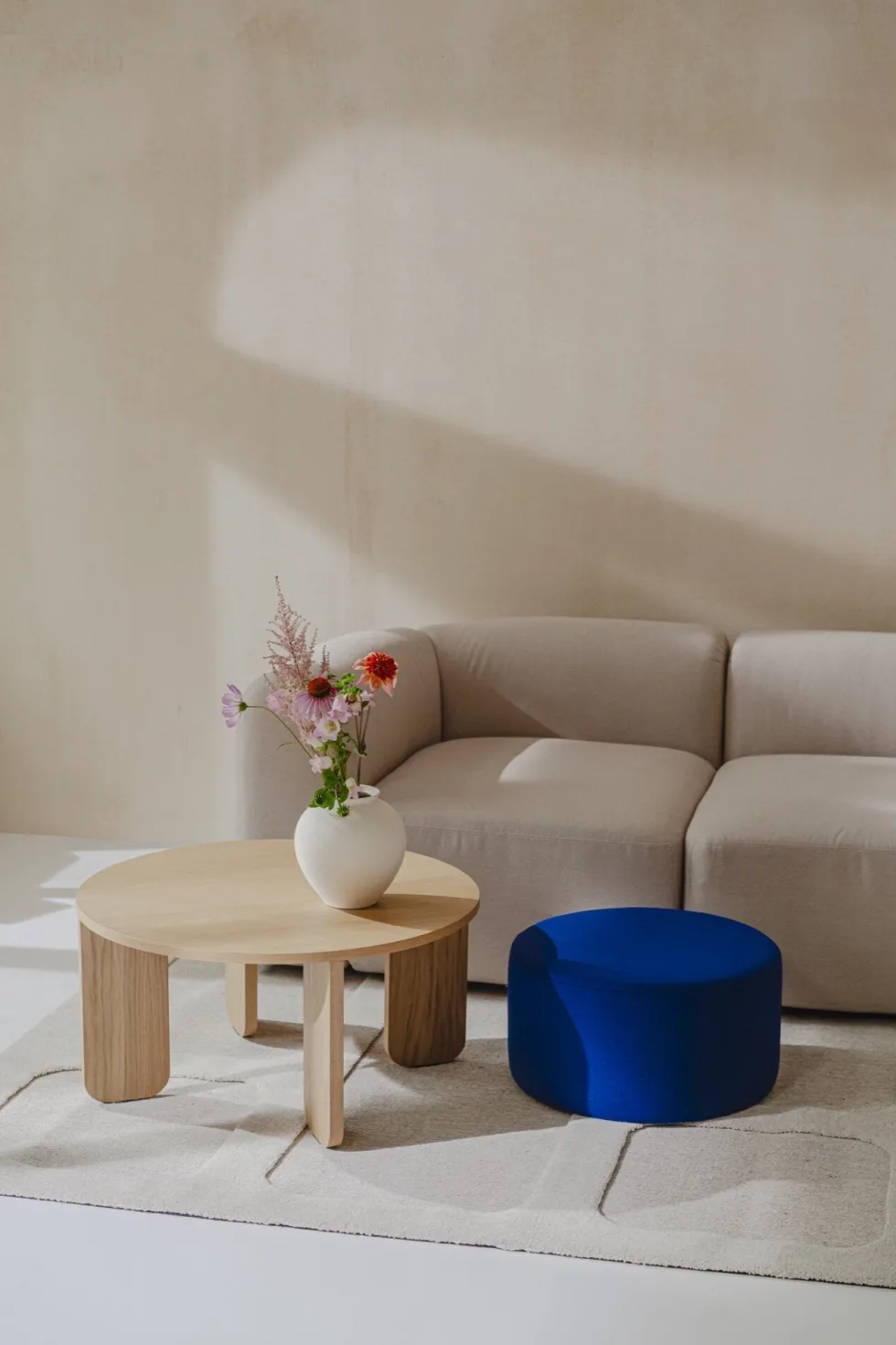 Pouf en laine vert mousse 25 cm Folk - noo.ma