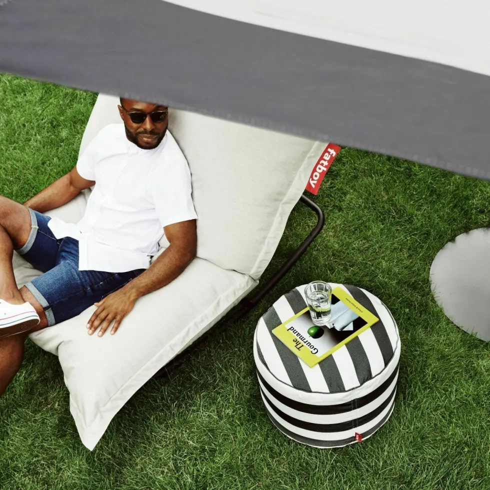 Pouf extérieur rayé bleu océan Point Outdoor - Fatboy