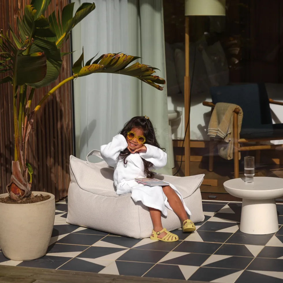 Pouf fauteuil d'extérieur en oléfine terra 80 x 70 cm - Wigiwama