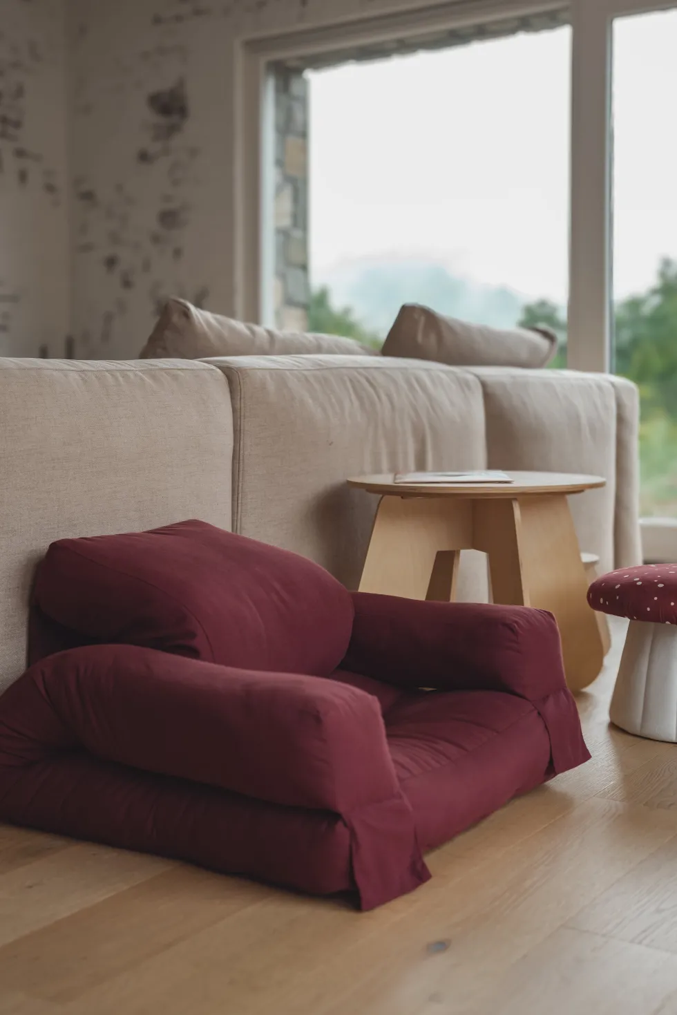 Pouf fauteuil en coton bordeaux 65x78x40cm Mini Hippo - Karup Design