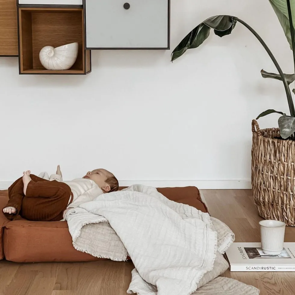 Pouf fauteuil en coton clay brown 60x68x24cm Mini Cube - Karup Design