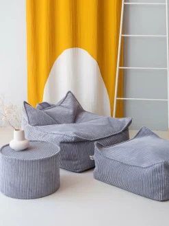 Pouf fauteuil en velours côtelé bleu blueberry 80 x 70 cm - Wigiwama