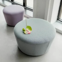 Pouf large en cuir noir Naïve - Emko