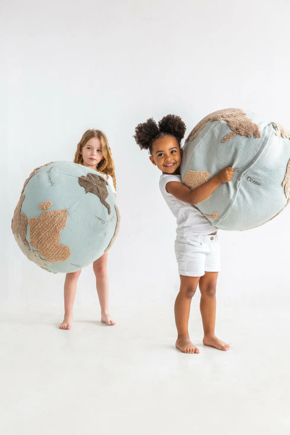 Pouf map monde enfant - Lorena Canals