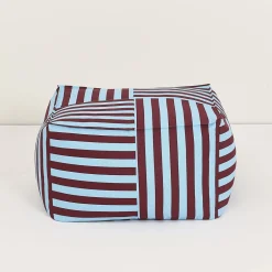 Pouf ottoman carré en coton rayures bordeaux et bleu 55 x 55 x 35cm Otto - Nobodinoz