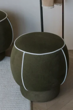 Pouf rétro rond en tissu vert 45cm Luma - The Cool Republic