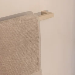 Rail à serviettes carré en acier beige cashew 105cm Vana - Metallbude
