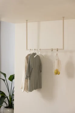 Rail à vêtements carré en acier beige cashew 60x60cm Rubi - Metallbude