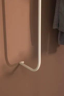 Rail à vêtements en acier beige cashew 130x45cm Tamina - Metallbude