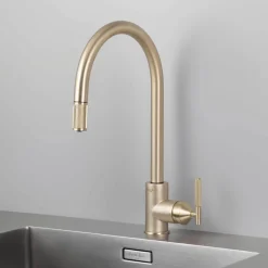 Robinet mitigeur de cuisine avec douchette en métal massif brut laiton 37,2 x 25,3 cm - Buster+Punch