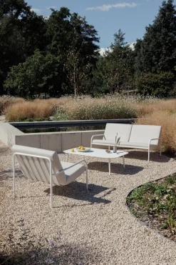 Salon de jardin 4 éléments en acier blanc et assise sable - Metallbude