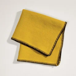Serviette De Table Nino Jaune Ocre Et Feston Noir - Madura