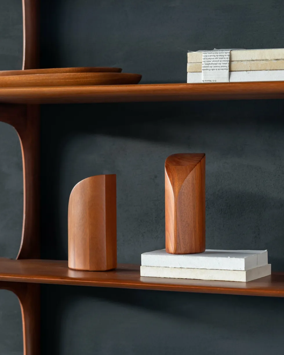 Set de 2 serre-livres en acajou massif PI - Ethnicraft Accessories