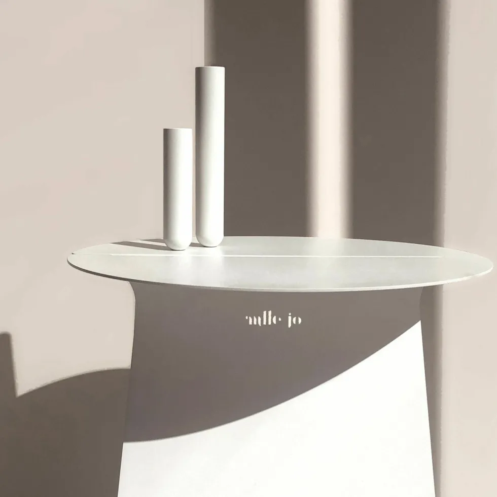 Soliflore en métal blanc poudré - Mlle Jo