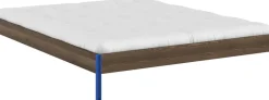 Sommier en acier vivid blue et pin carob brown 160x200cm Core - Karup Design