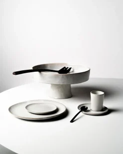 Soucoupe en grès blanc cassé 11,5 cm La Mère - Serax