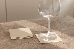 4 sous verres carrés en acier beige cashew 10x2cm Kiva - Metallbude