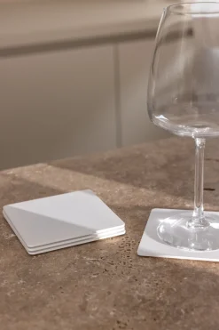 4 sous verres carrés en acier blanc 10x2cm Kiva - Metallbude