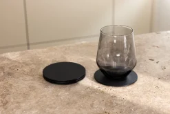 4 sous verres ronds en acier noir 10x2cm Kiva - Metallbude