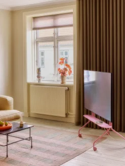 Support pour tv en métal rose 107x78x54 cm Moon Rollin' - Pedestal