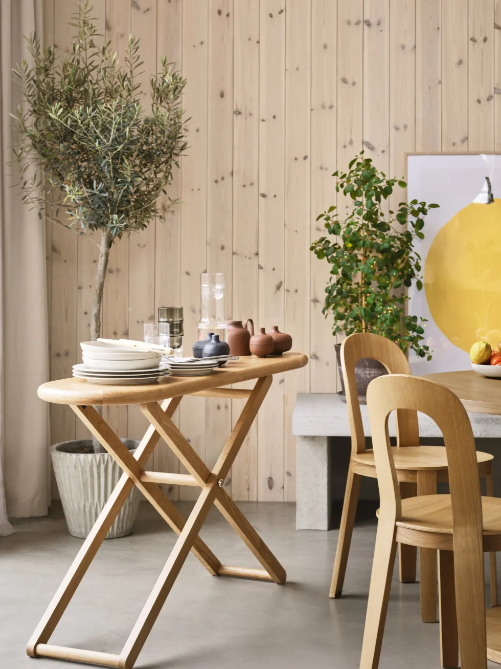 Table basse, console, table à repasser en chêne massif 130x38cm Cinderella - Design House Stockholm