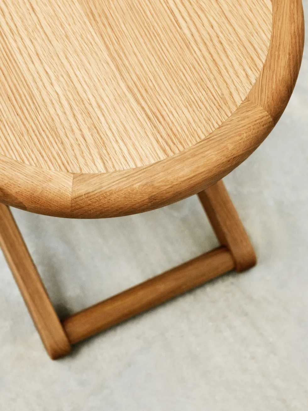 Table basse, console, table à repasser en chêne massif 130x38cm Cinderella - Design House Stockholm
