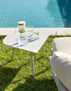 Table basse en aluminium blanc crème 56 x 38 cm Mosaiko - Fast Spa