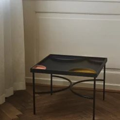 Table basse en chêne et métal doré Unity - AYTM