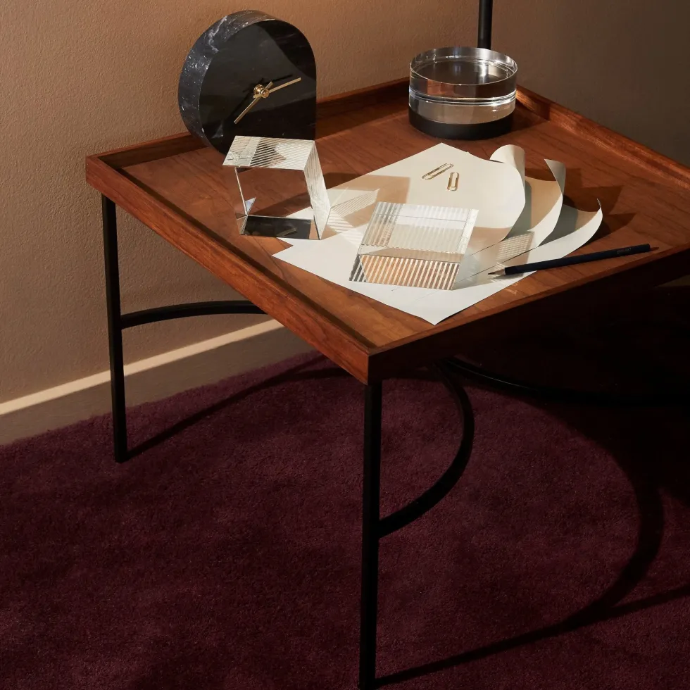 Table basse en chêne noir et métal doré Unity - AYTM