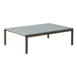 Table basse en grès bleu pâle lisse et chêne foncé 85 x 120 cm Couple - Muuto