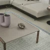 Table basse en grès taupe lisse et chêne naturel 85 x 40 cm Couple - Muuto