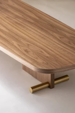 Table basse en noyer et détail doré 180x60cm Nova 4 - Nomon